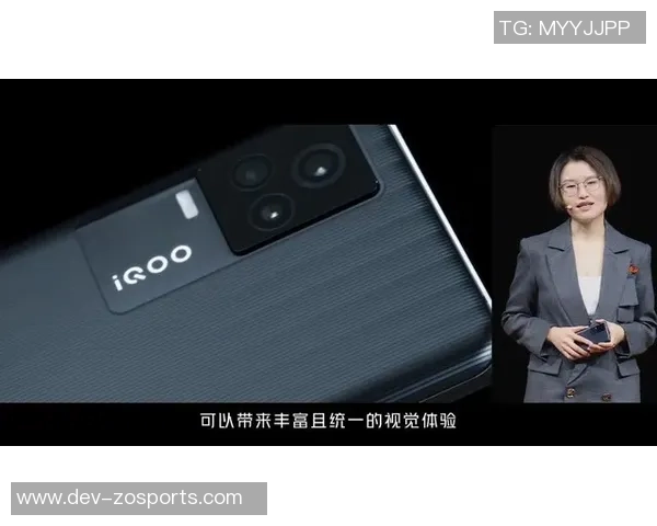 激发你的运动潜能激烈对抗中的激光足球鞋完美选择